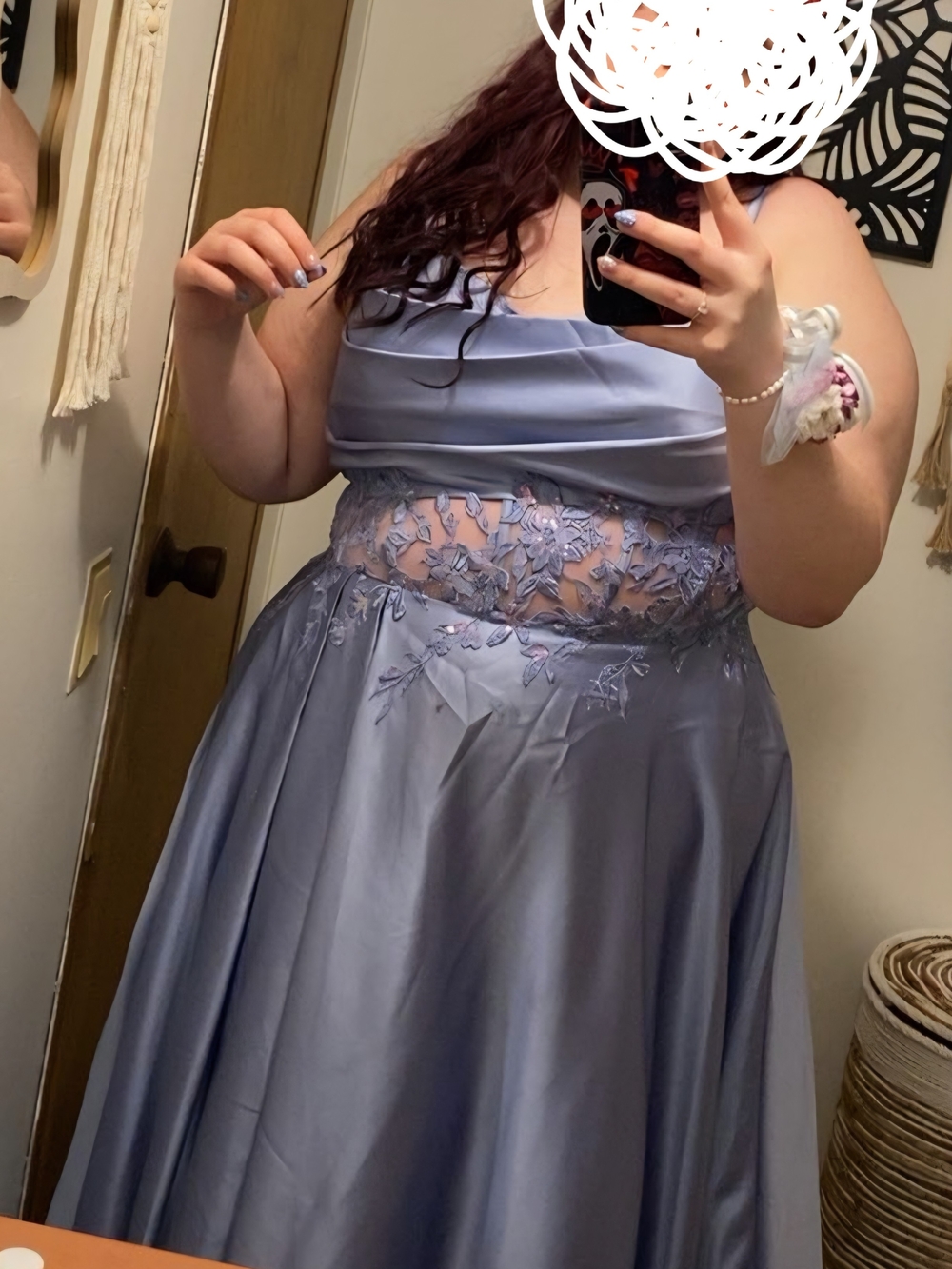Elegant Lavender A-Line Evening Dress with Lace Waist